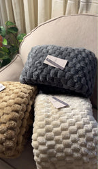 Fluff Chunky Throw