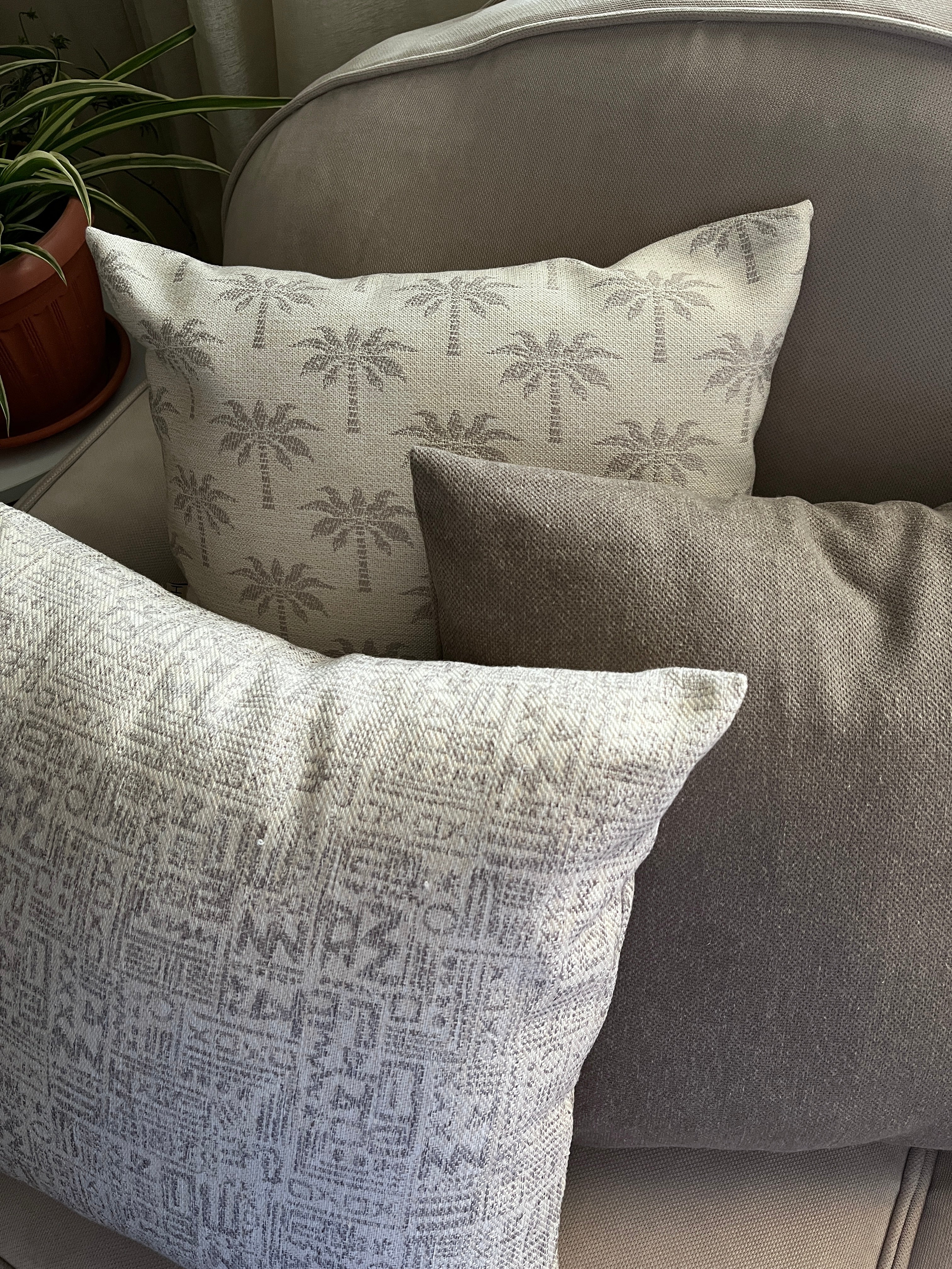 Sandstone Cushion